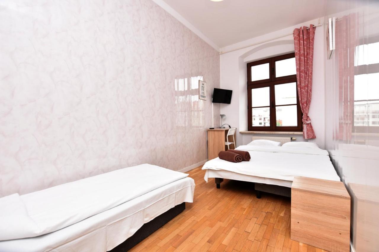 City Central Hostel - Pokoje Prywatne 弗罗茨瓦夫 外观 照片